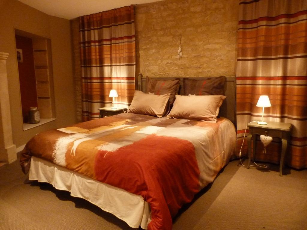 Bed and Breakfast Clos De La Valette Fontaine-Henry Zimmer foto